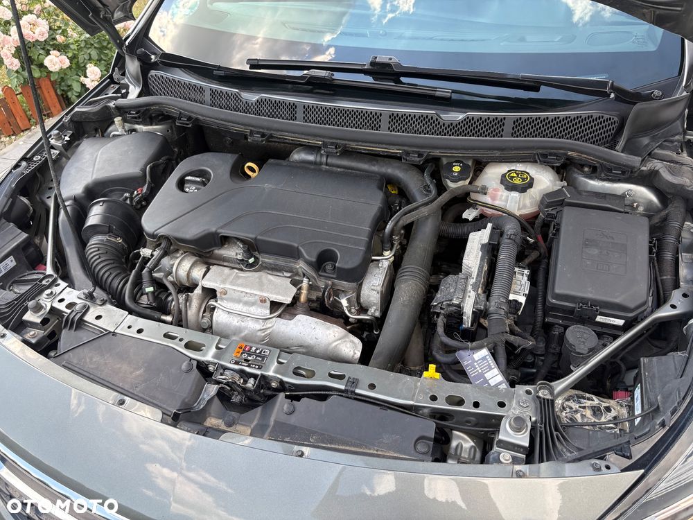 Opel Astra 1.4 Turbo Start/Stop Dynamic - 30