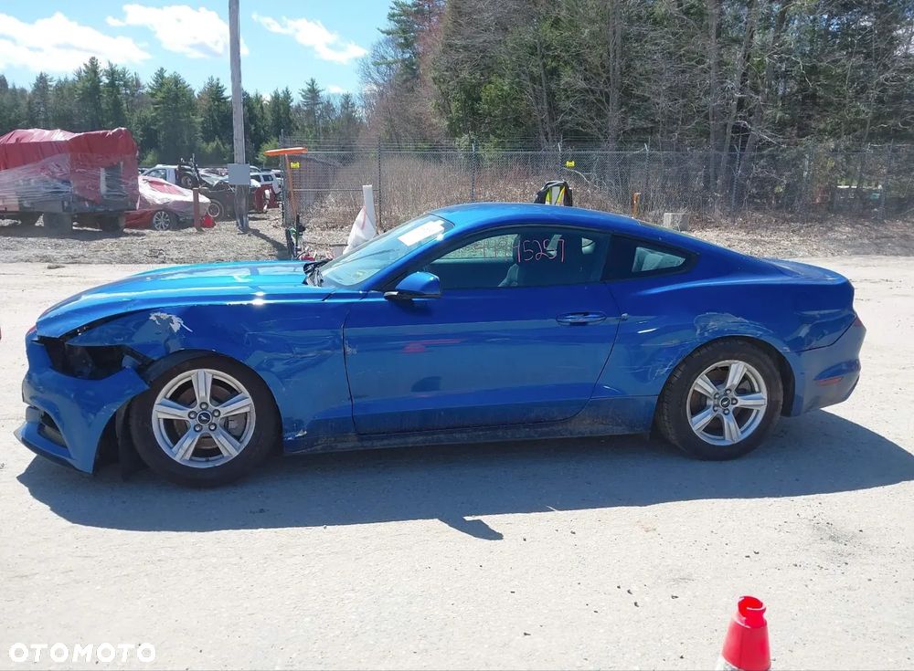 Ford Mustang 3.7 V6 - 6