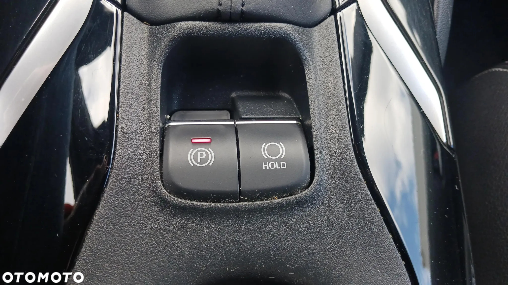Toyota Corolla 1.8 Hybrid Comfort - 20