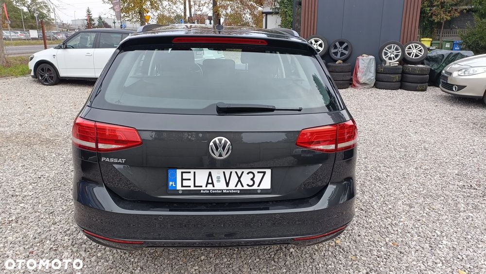 Volkswagen Passat 2.0 TDI DSG (BlueMotion Technology) Comfortline - 4