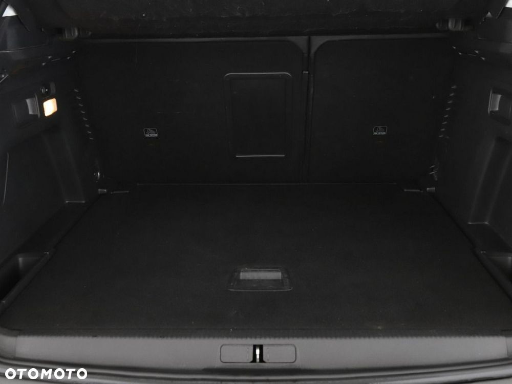 Peugeot 3008 BlueHDi 130 Stop & Start EAT8 Allure Business-Paket - 21