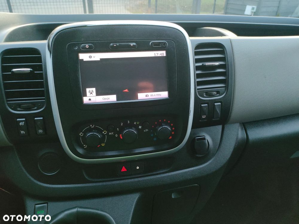 Renault TRAFIC  2016r 1,6 DCI 120KM BEZ ADBLUE L2H1LONG BRUTTO VAT 23% KLIMA - 9