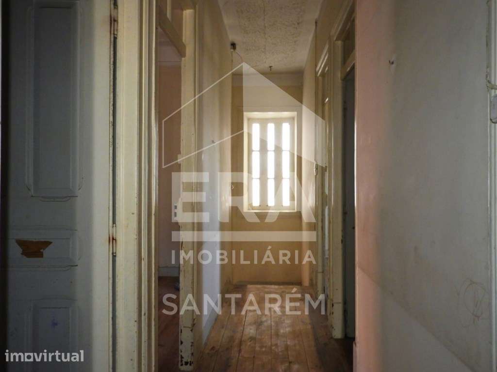 Prédio no Centro Cidade-Oportunidade Investimento - Grande imagem: 4/22