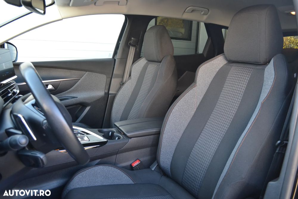 Peugeot 3008 1.5 BlueHDI 130 EAT8 Active Pack - 11