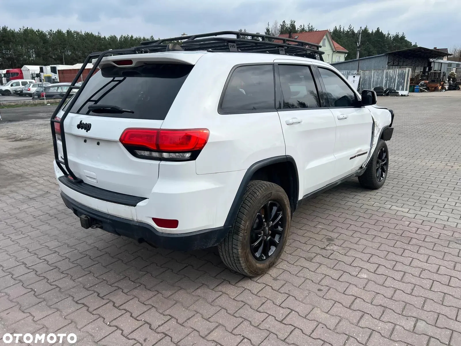 Jeep Grand Cherokee - 6