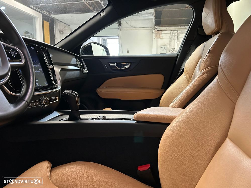 Volvo V60 2.0 D3 Inscription - 43