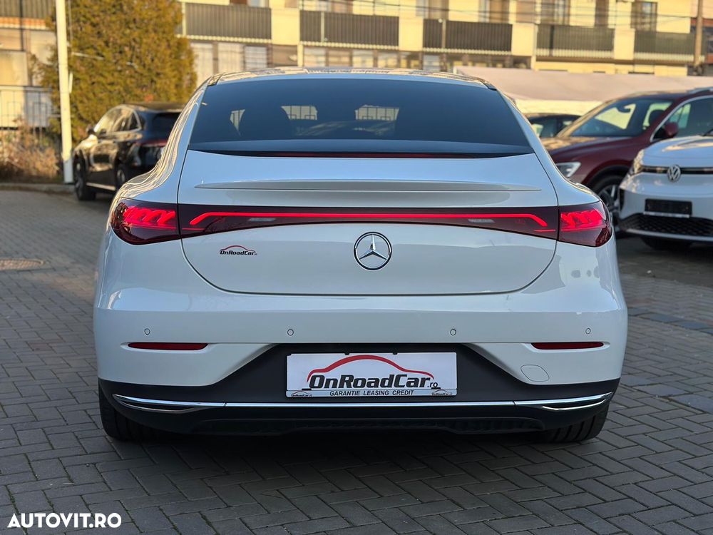 Mercedes-Benz EQE 300 Electric Art - 14