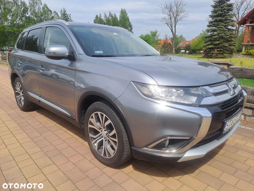 Mitsubishi Outlander - 4