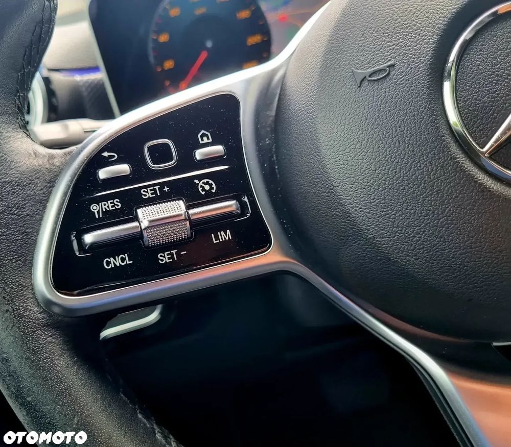 Mercedes-Benz Klasa A 180 d 7G-DCT - 17