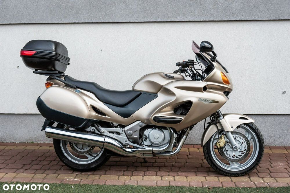 Honda NTV - 3