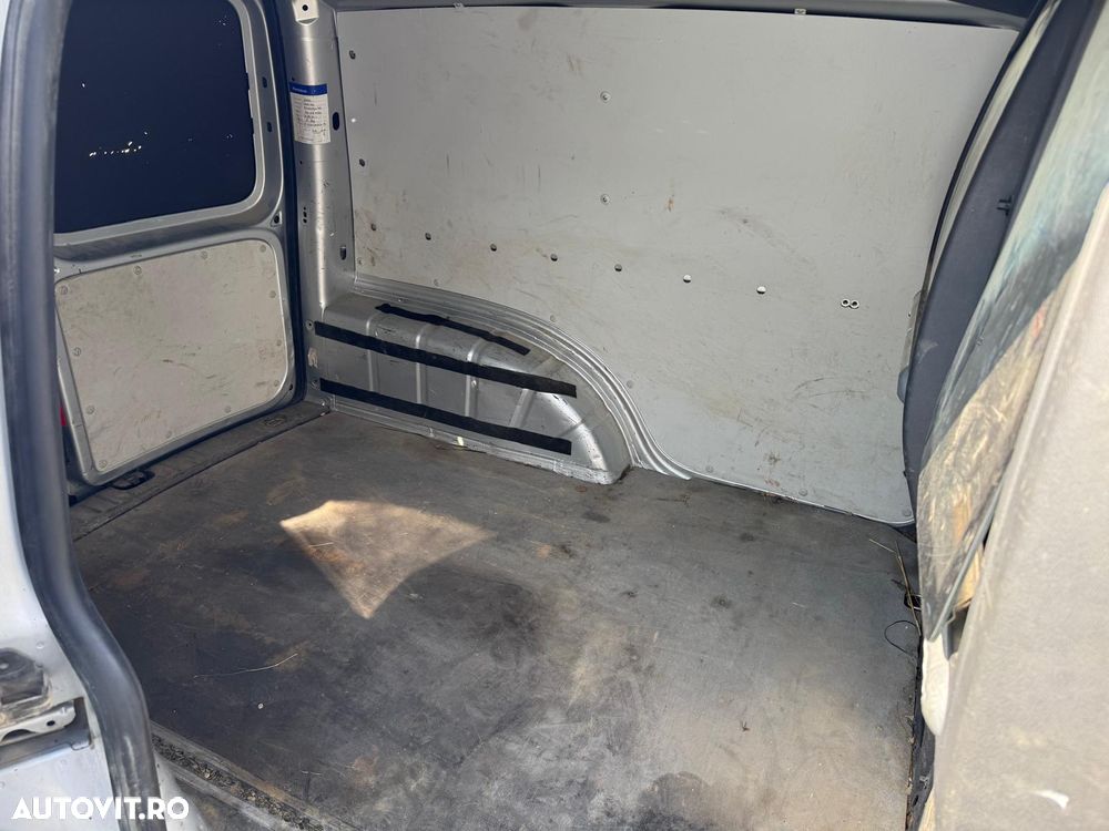 Volkswagen Caddy - 5