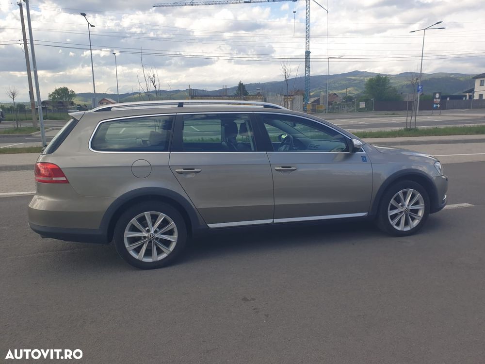 Volkswagen Passat 2.0 TDI 4Motion DSG BlueMotion Tech Comfortline - 4
