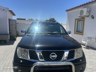 Nissan Navara 2.5 dCi CD SE — fotografia 13