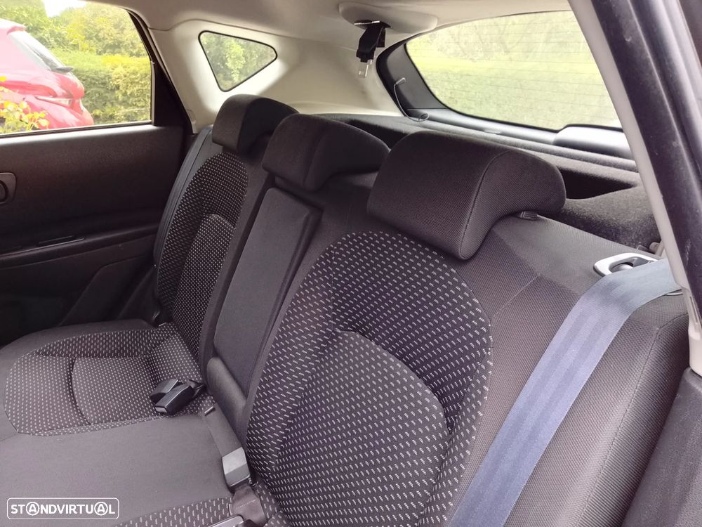 Nissan Qashqai 1.5 dCi Acenta - 2
