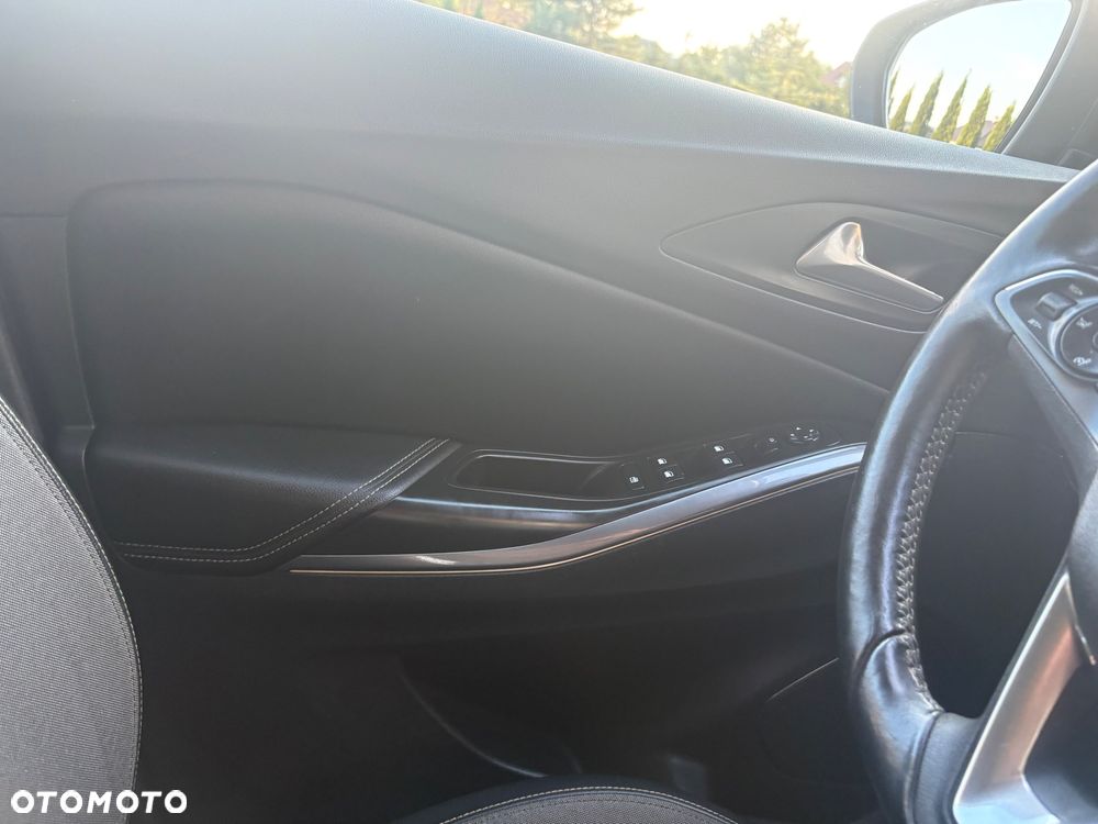 Opel Grandland X 1.2 T GPF Elegance Business Pack S&S - 23