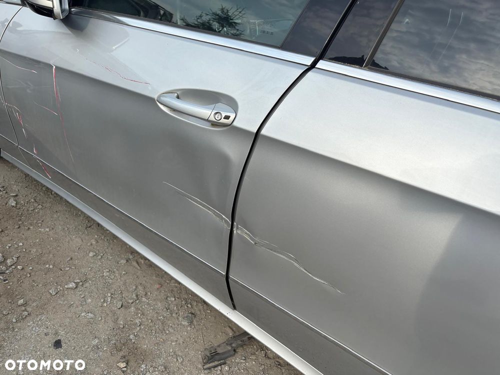 Mercedes-Benz Klasa E 350 CDI DPF BlueEFFICIENCY 7G-TRONIC Avantgarde - 18