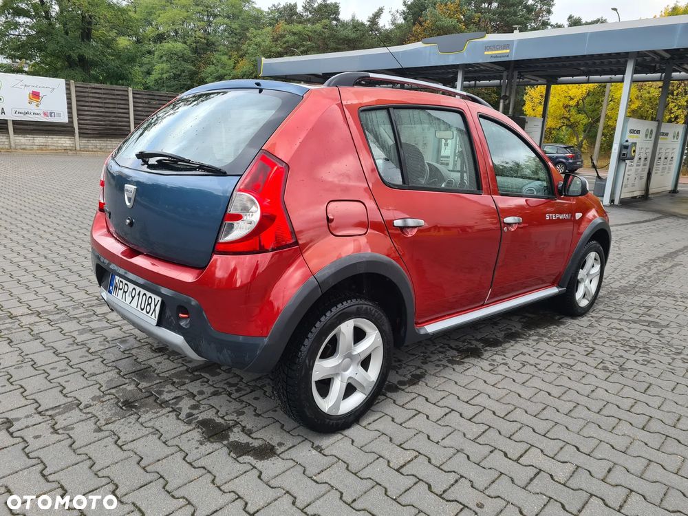 Dacia Sandero - 4