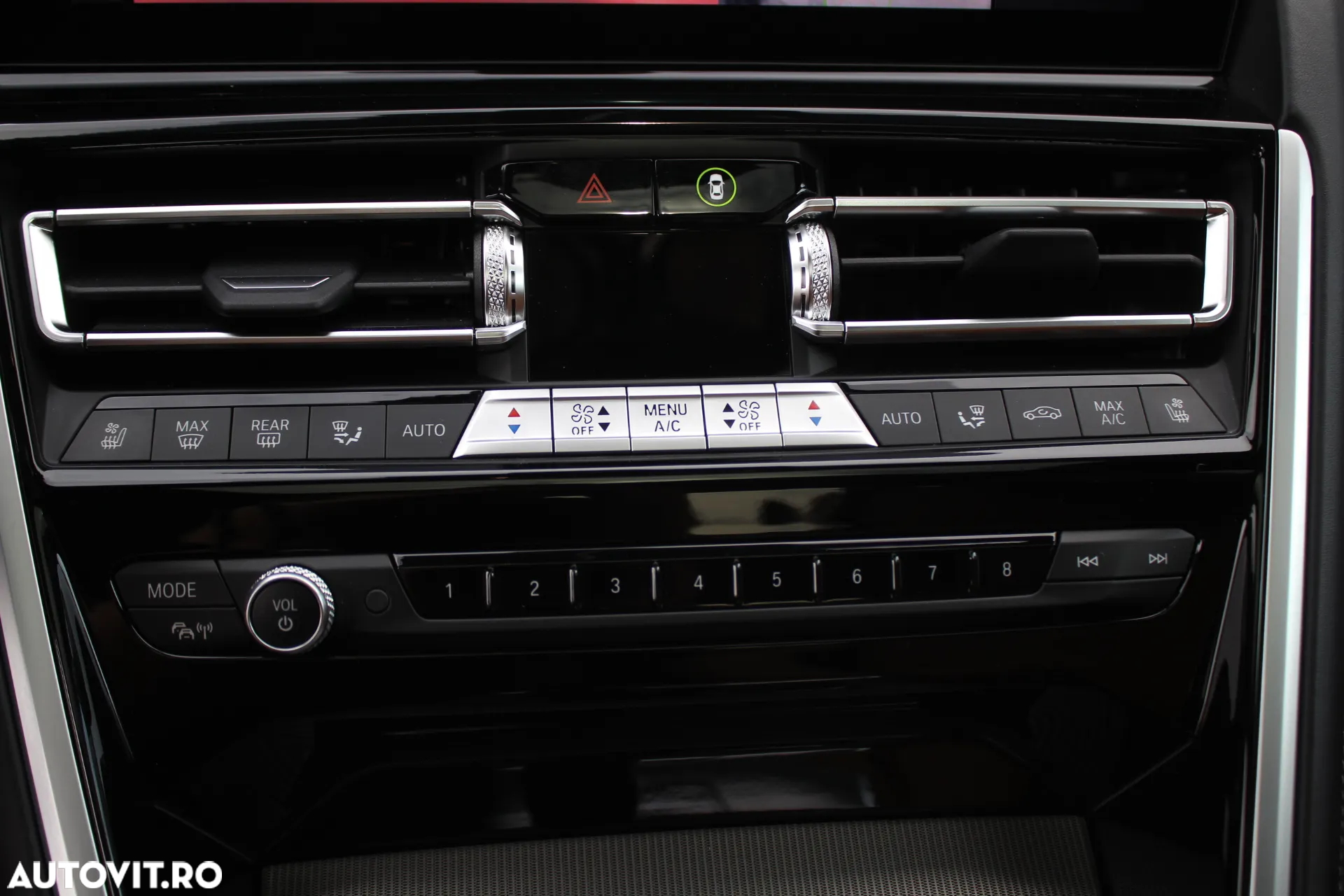 BMW Seria 8 840i xDrive AT - 8