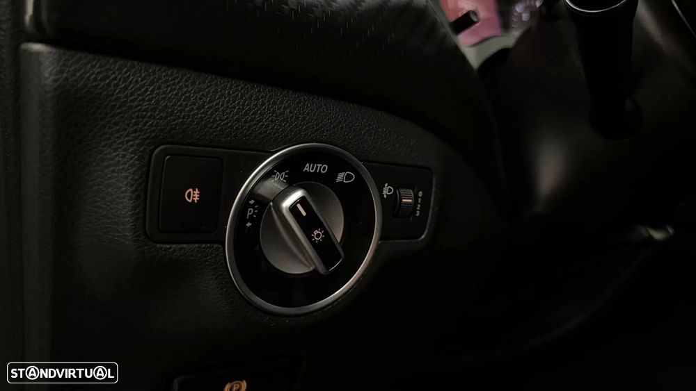 Mercedes-Benz A 200 CDI BE AMG Line - 13