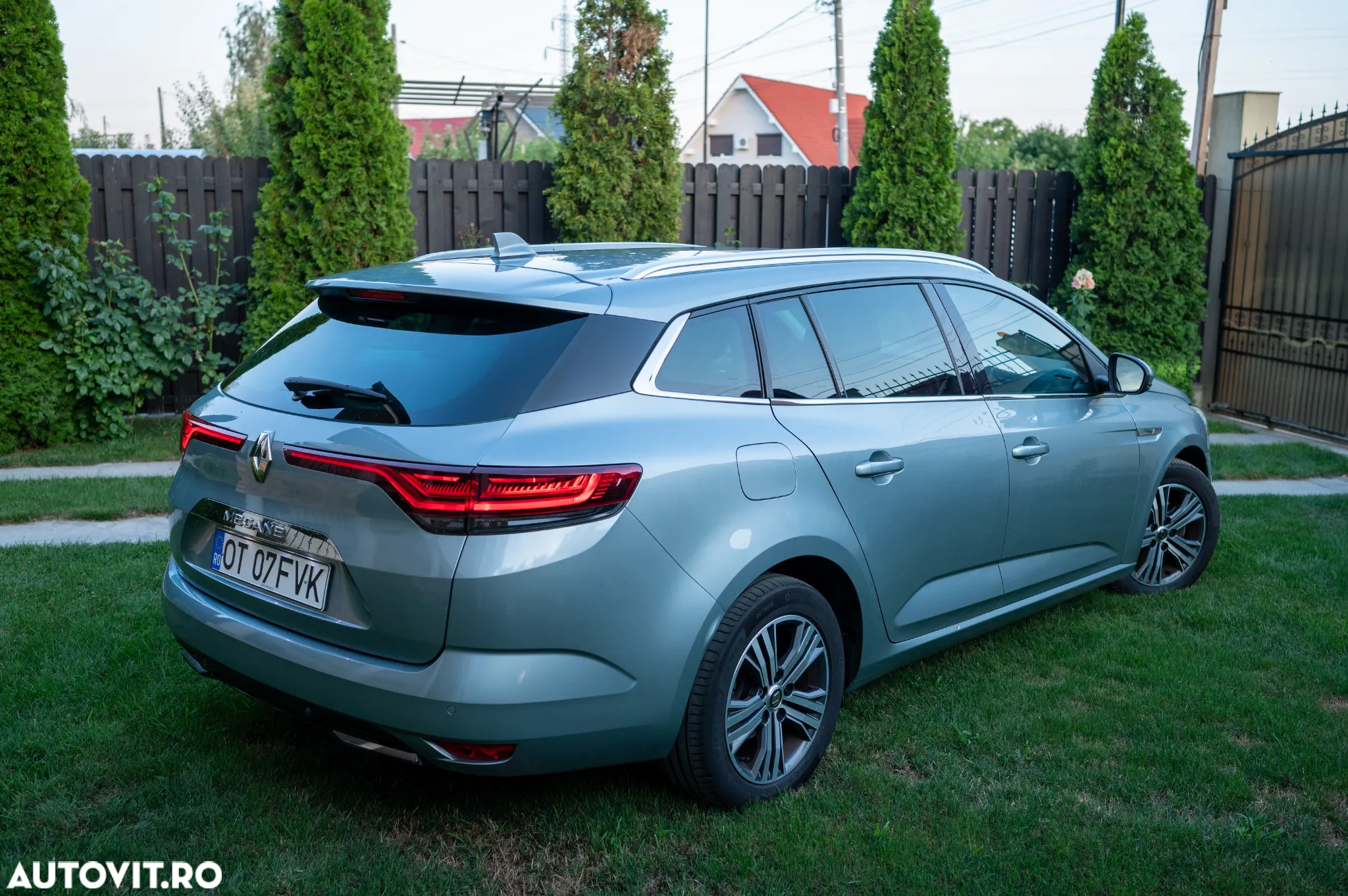 Renault Megane BLUE dCi 115 EDC INTENS - 6