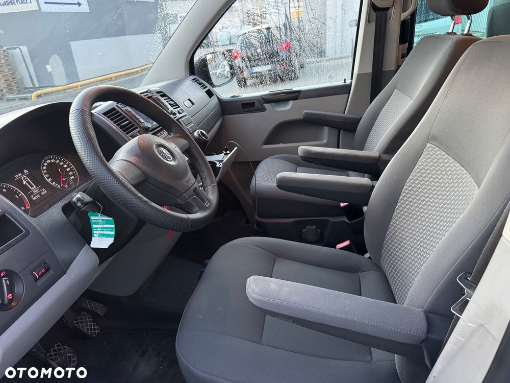 Volkswagen Caravelle L1 Comfortline 4Motion - 12