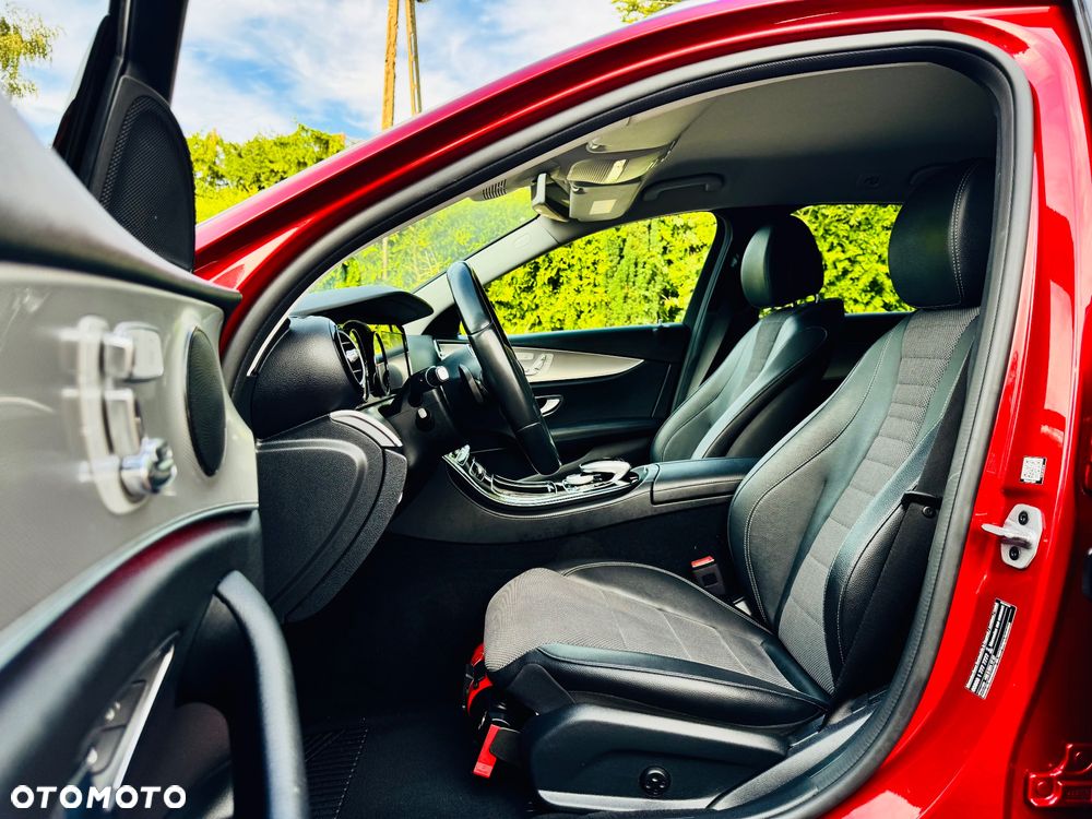 Mercedes-Benz Klasa E 220 d T 9G-TRONIC Exclusive - 26