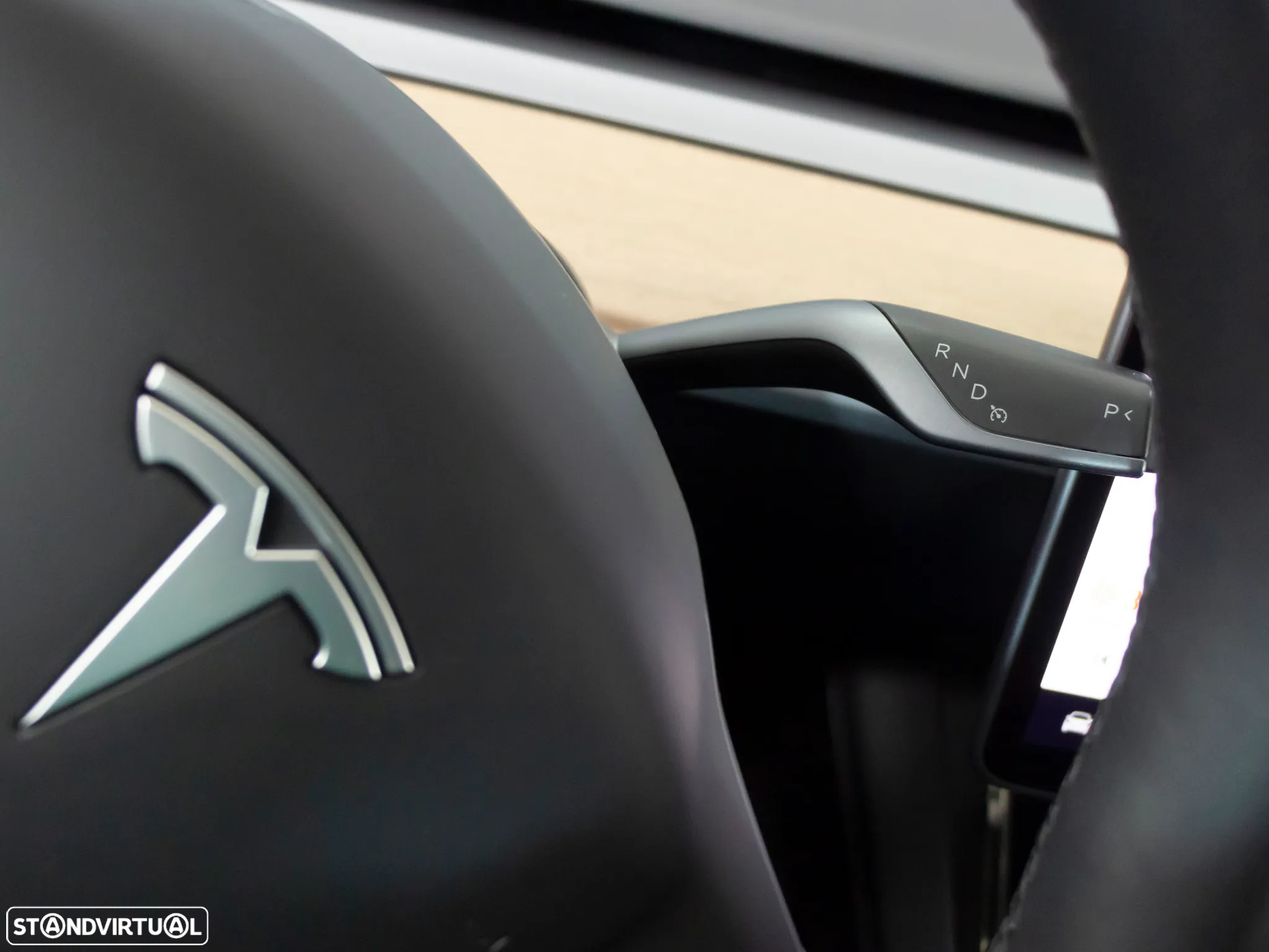 Tesla Model 3 Tração Traseira - 25