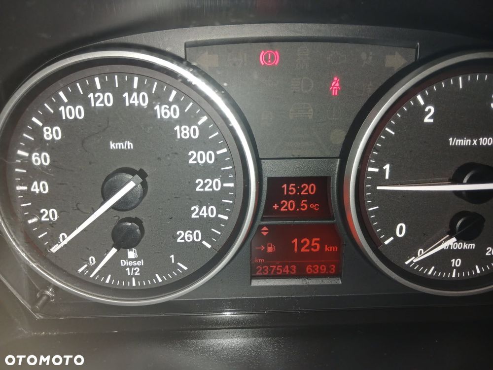 BMW X1 - 8
