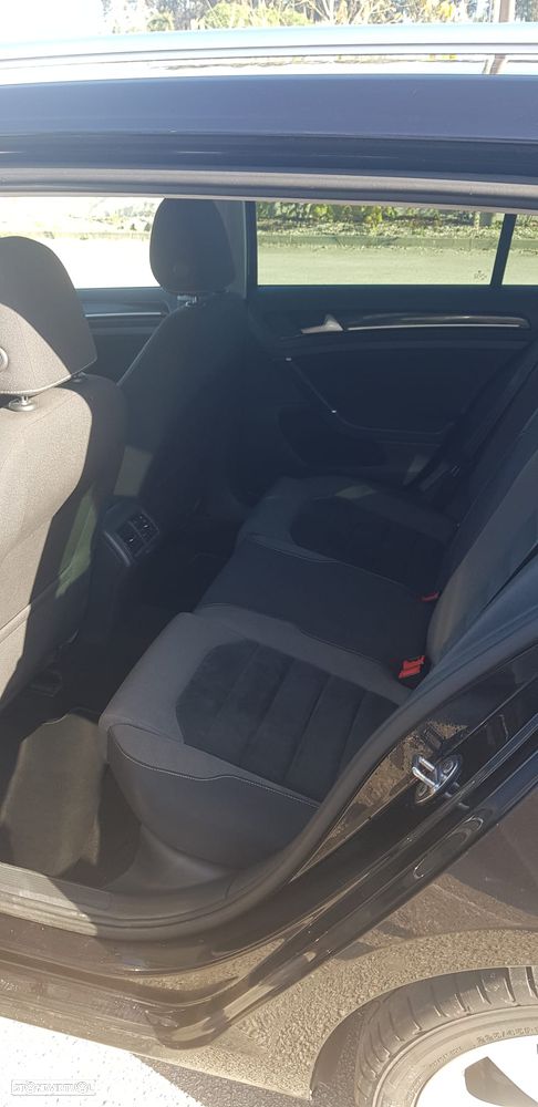 VW Golf Variant 2.0 TDi Highline - 8