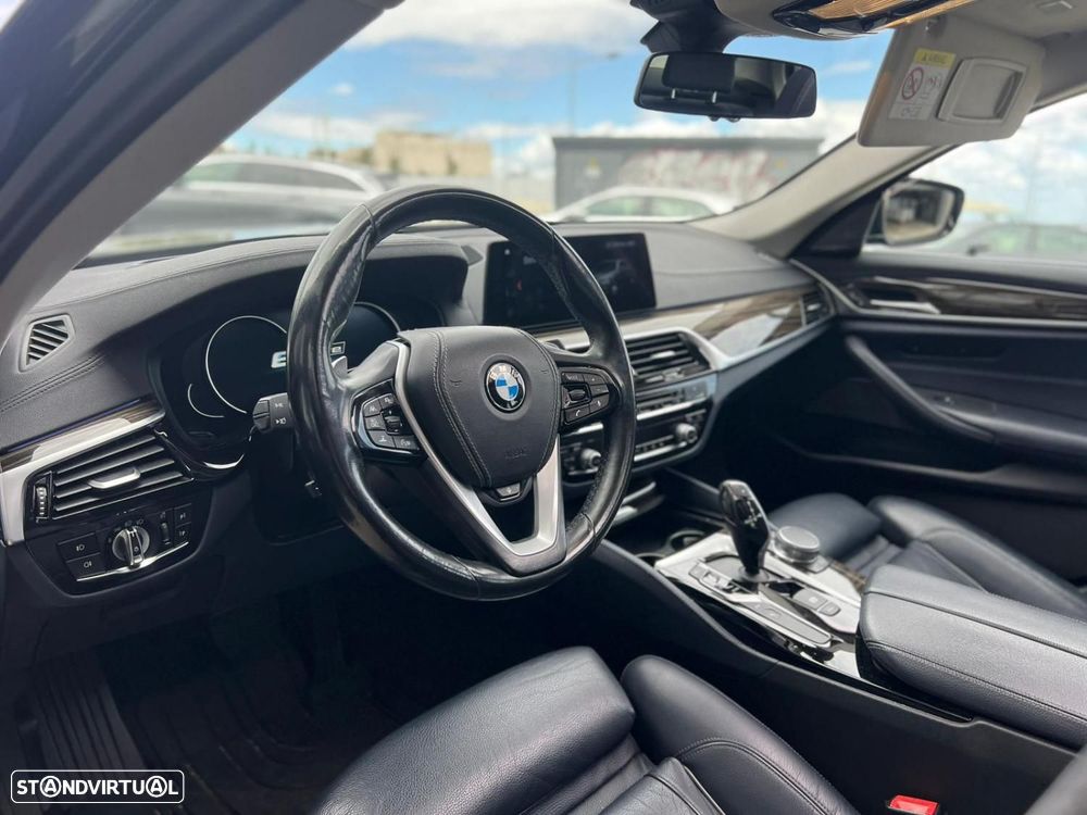 BMW 530 e iPerformance Line Luxury - 7