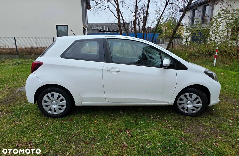 Toyota Yaris 1.0 Active - 5