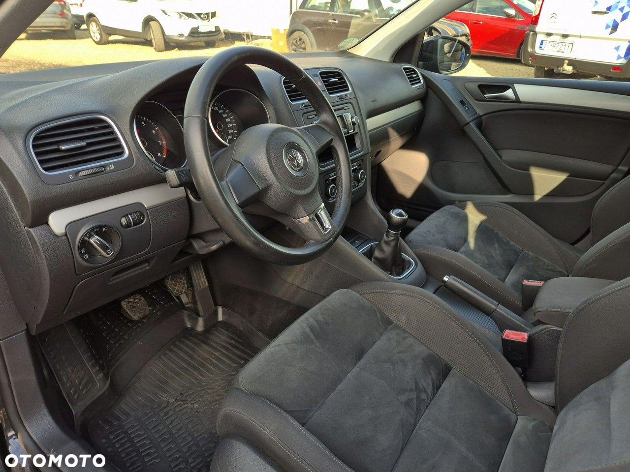 Volkswagen Golf 1.4 TSI Highline - 14