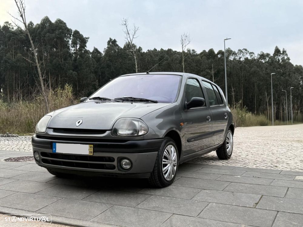 Renault Clio 1.2 RT - 3