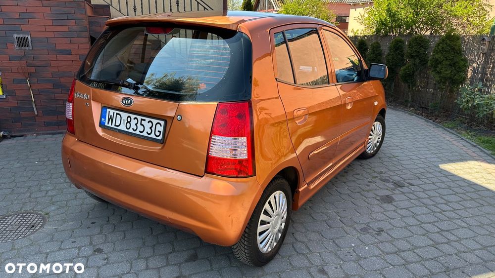 Kia Picanto - 9