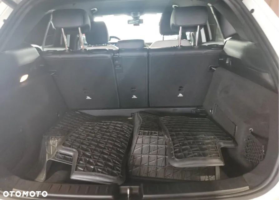 Mercedes-Benz GLA 250 4Matic 8G-DCT AMG Line - 12
