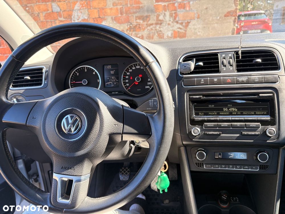 Volkswagen Polo - 3