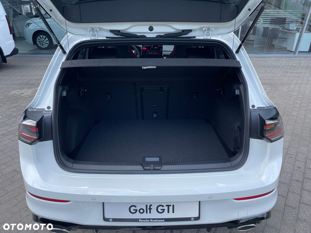 Volkswagen Golf VIII 2.0 TSI GTI Clubsport DSG - 33
