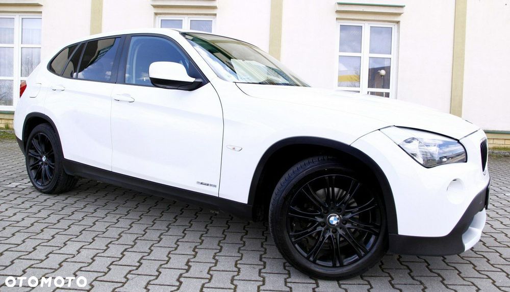 BMW X1 sDrive18i Sport Line - 24