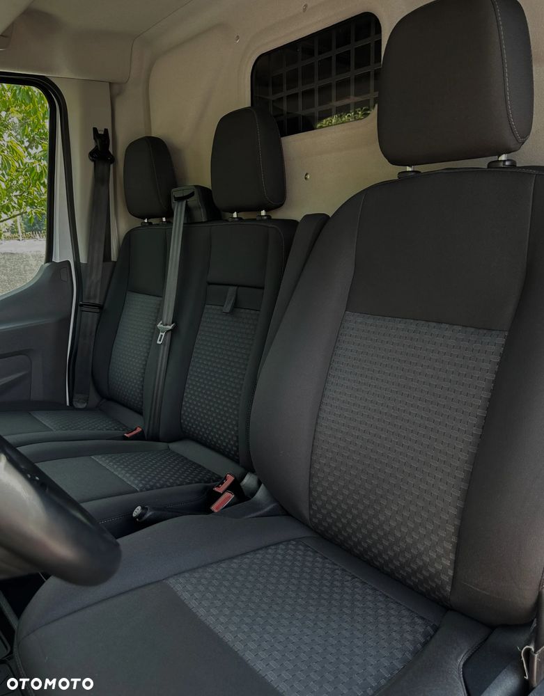 Ford Transit - 24