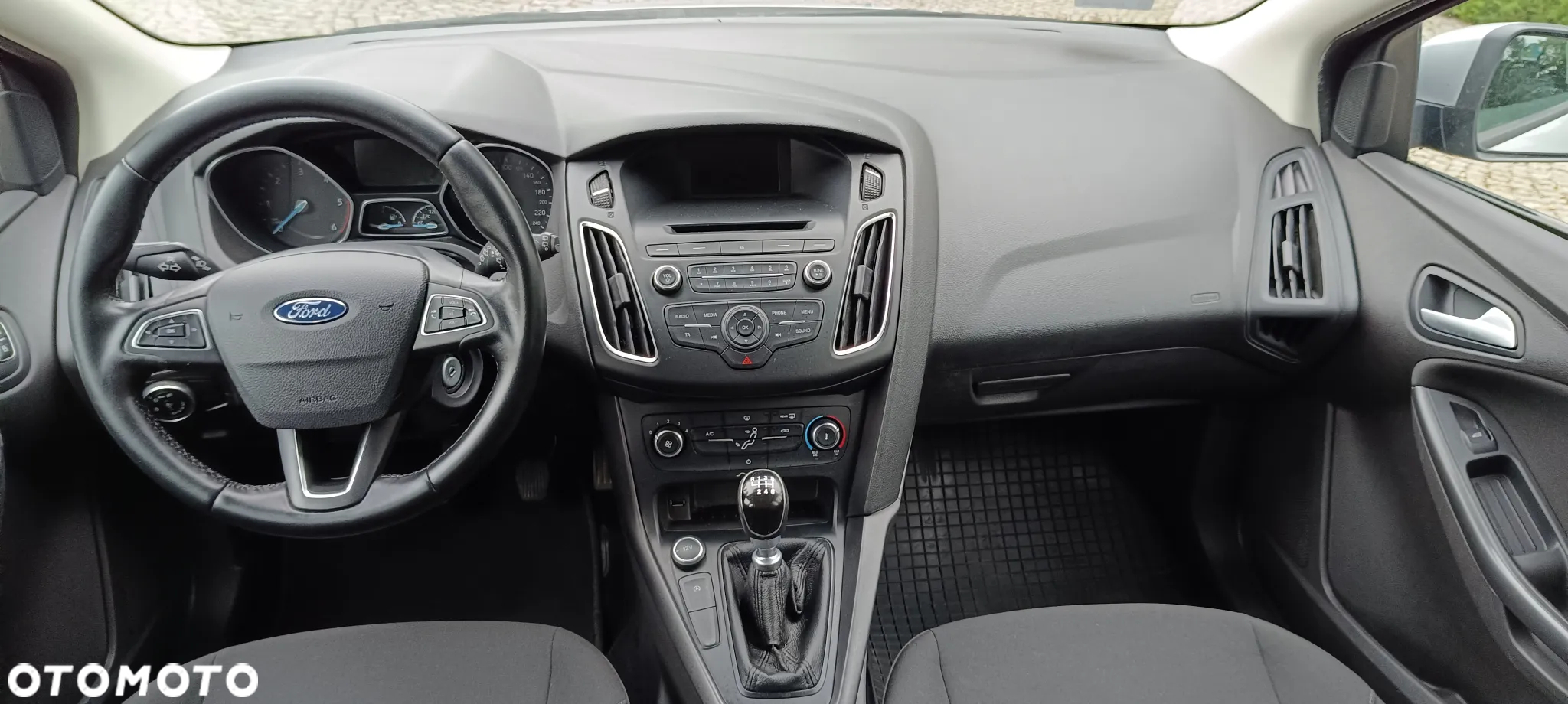 Ford Focus 1.5 TDCi SYNC Edition - 8