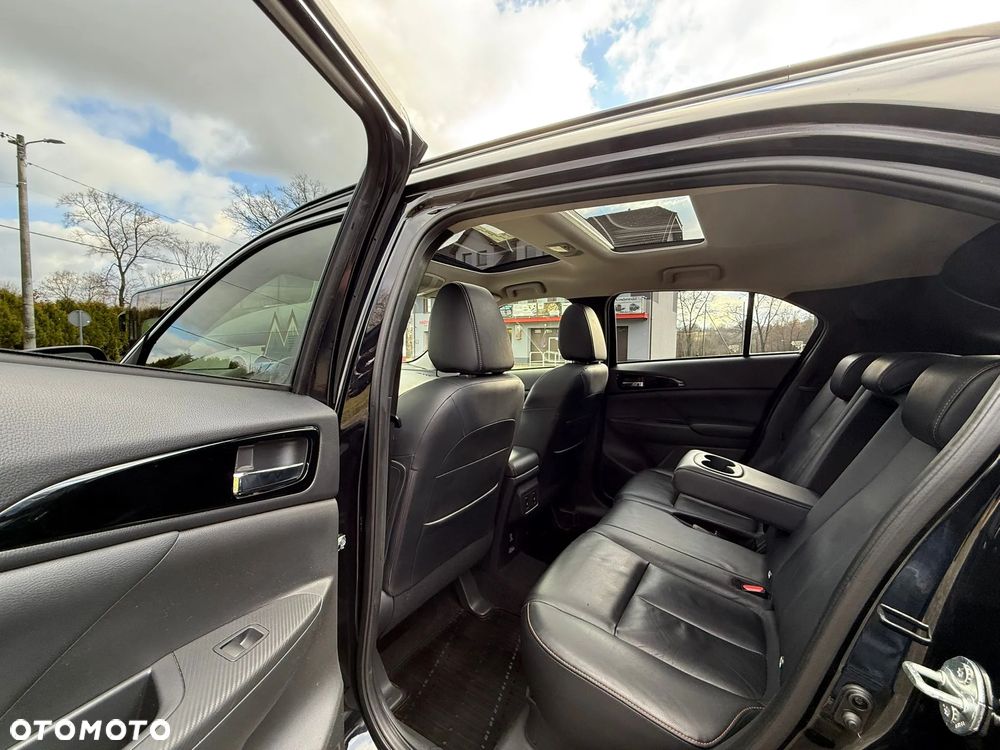 Mitsubishi Eclipse Cross 1.5 T GPF Intense Pro CVT 4WD - 20