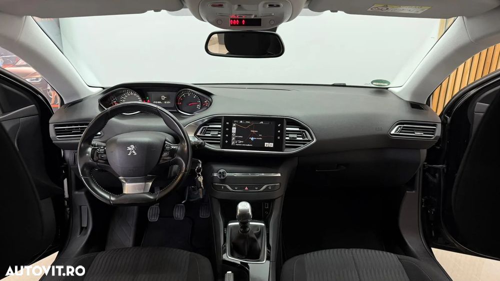 Peugeot 308 - 7