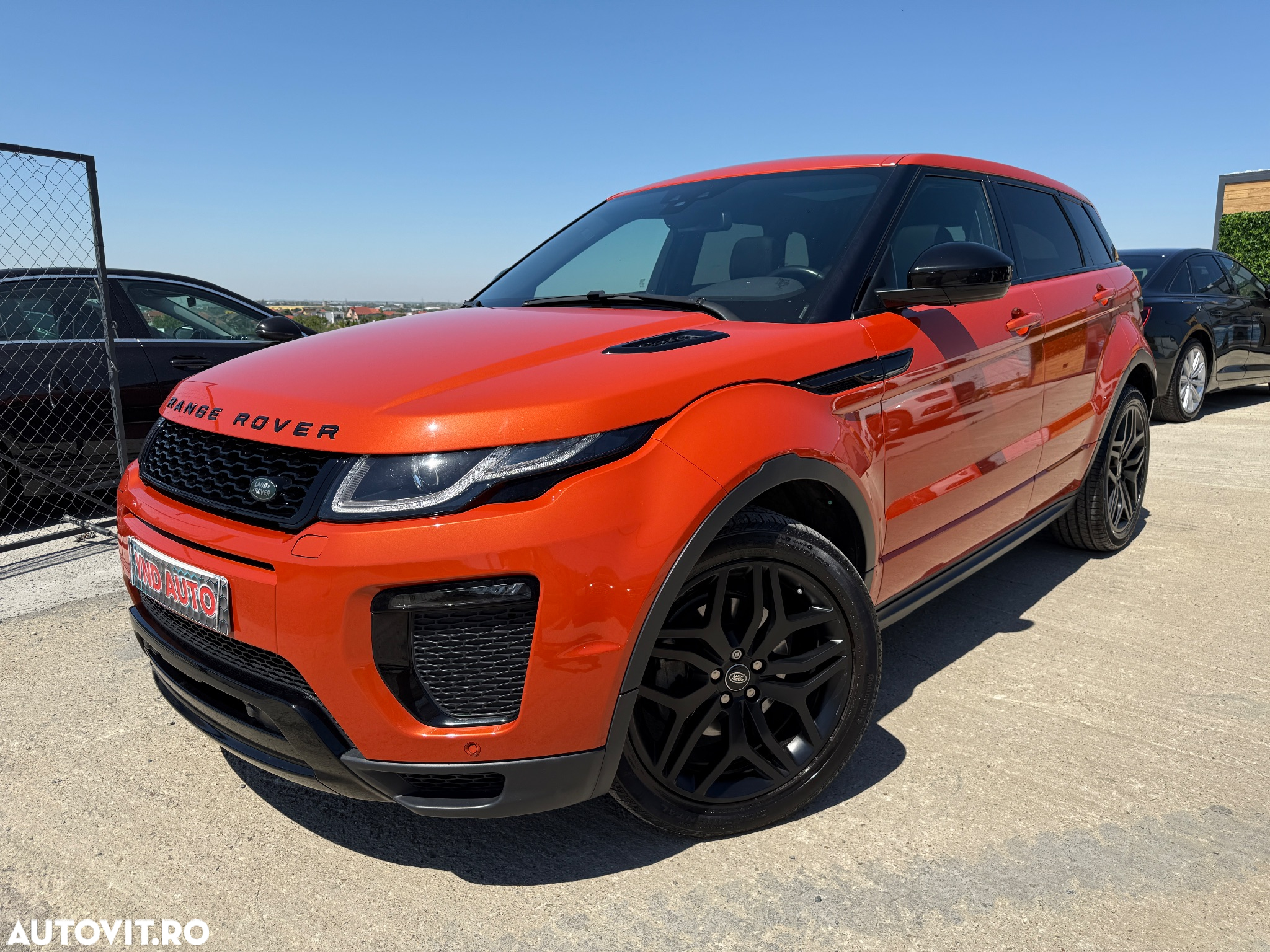 Land Rover Range Rover Evoque 2.0 D180 R-Dynamic S - 2
