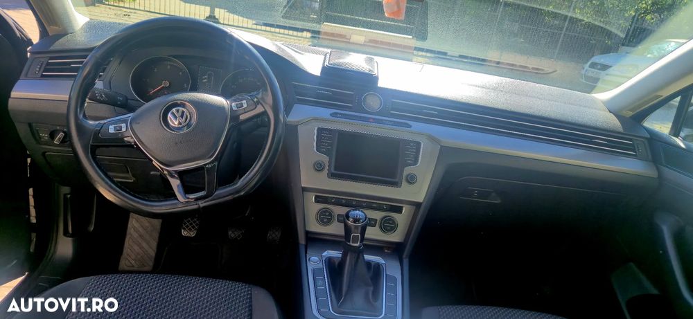 VOLKSWAGEN Passat 2016 — imagine 8
