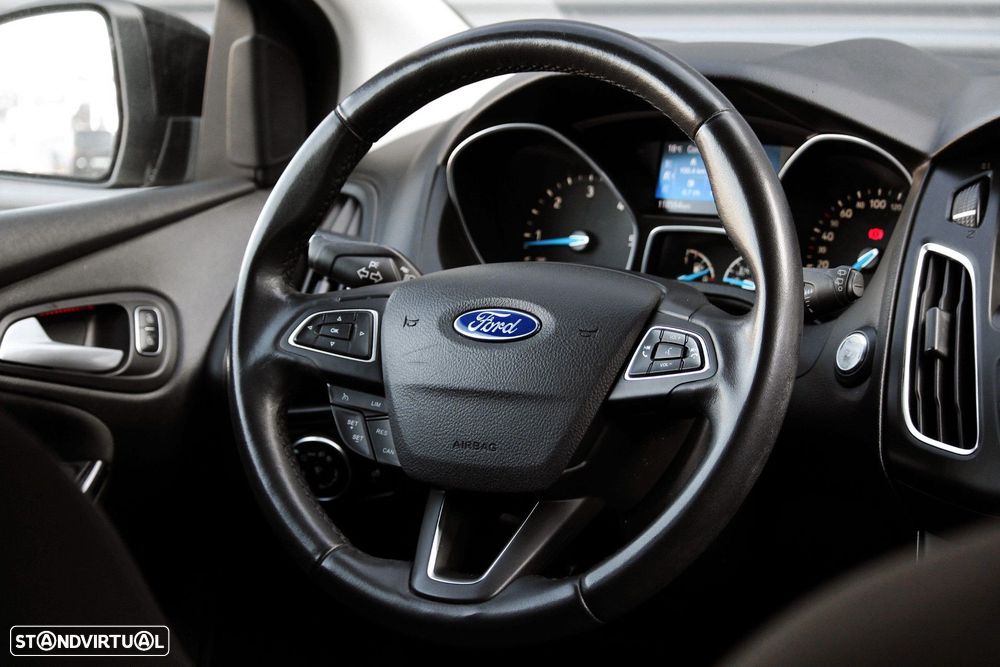 Ford Focus SW 1.5 TDCi Titanium - 21