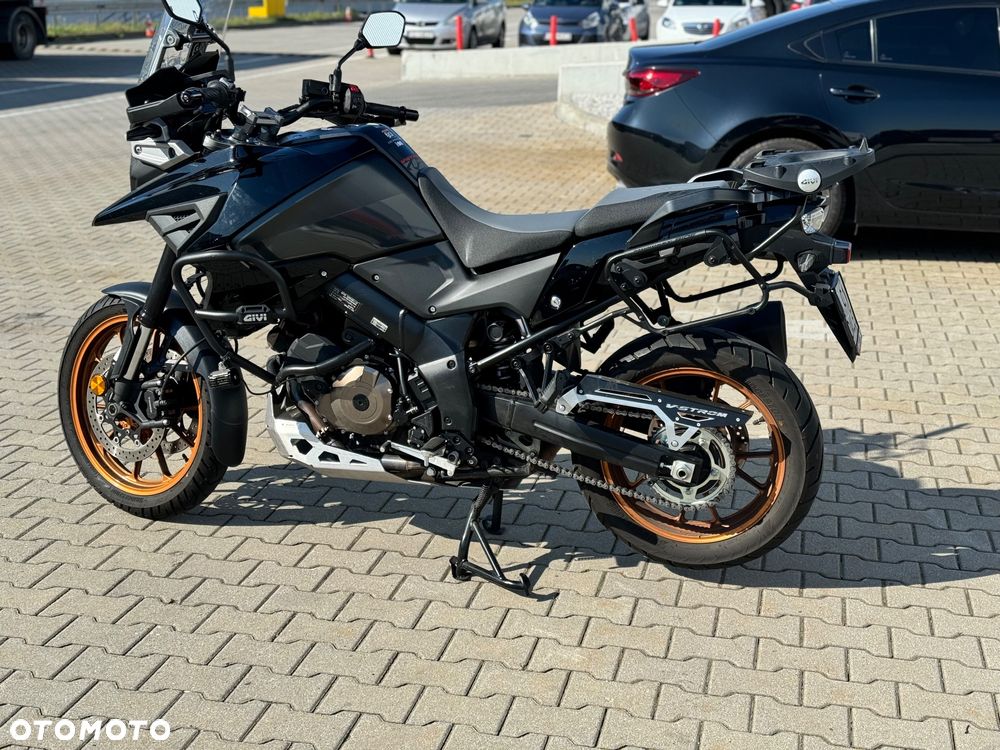 Suzuki V-STROM - 6
