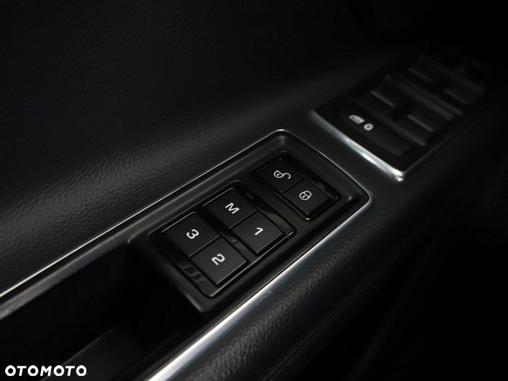 Jaguar XF 2.0 i4D Prestige - 38