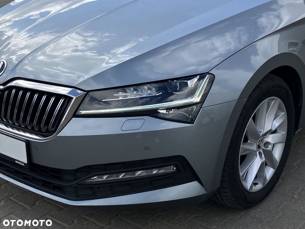 Skoda Superb 2.0 TDI SCR Ambition DSG - 10