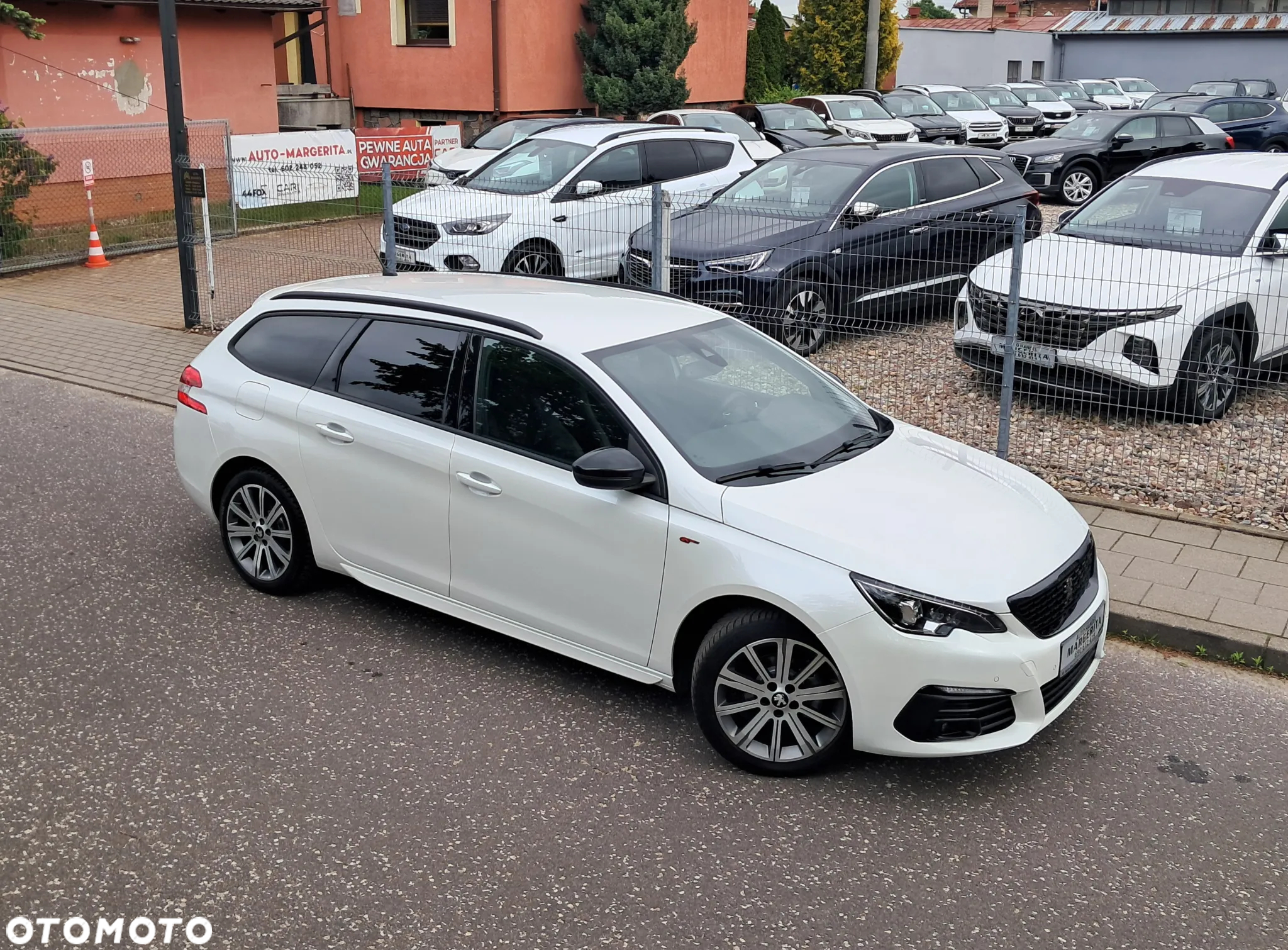 Peugeot 308 SW BlueHDi 130 EAT8 Stop & Start GT - 35