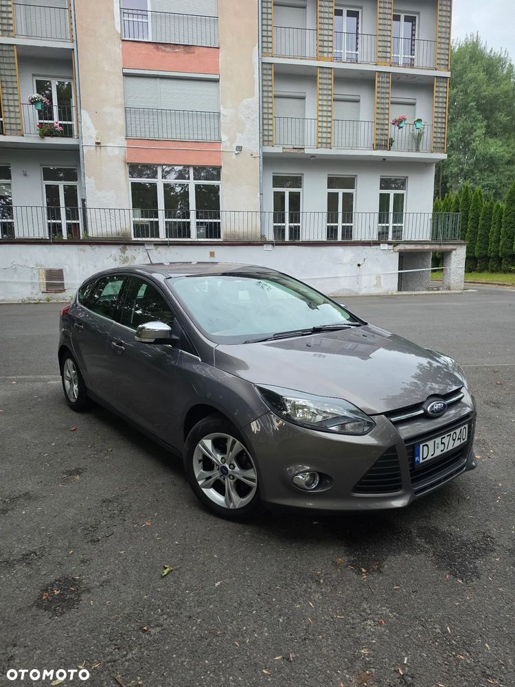Ford Focus 1.6 Ambiente - 1